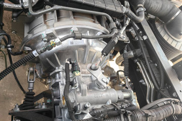 �������� ���S1 150���� 4X2 3.18����ж��ͼƬ