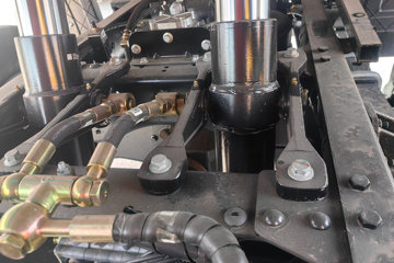 �������� ���S1 150���� 4X2 3.18����ж��ͼƬ