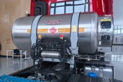 东风天龙KL 12.9L LNG 520马力 4X2 东风14档 牵引车