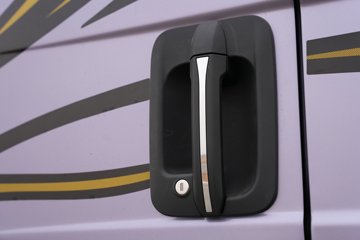 һ�����J6PRO 13.2L LNG 530���� 6X4 һ�����12�� AMT�Զ��� ǣ����ͼƬ