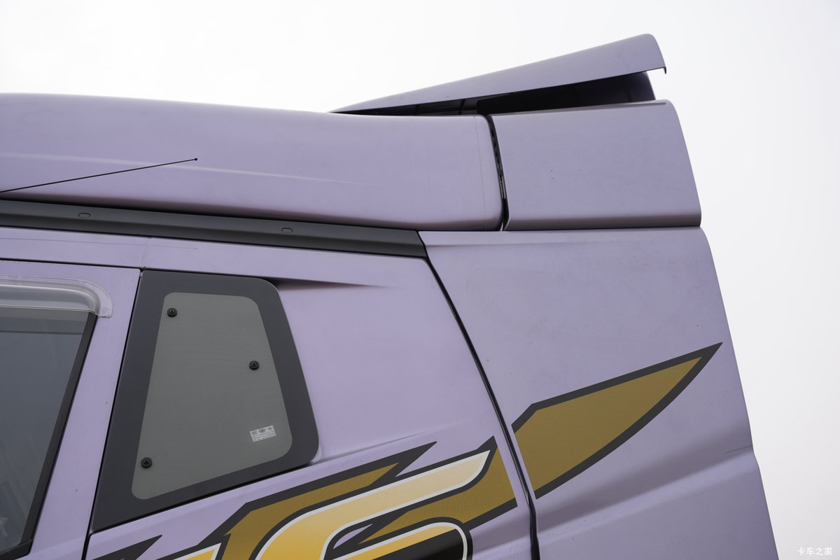 һ�����J6PRO 13.2L LNG 530���� 6X4 һ�����12�� AMT�Զ��� ǣ�������                                                