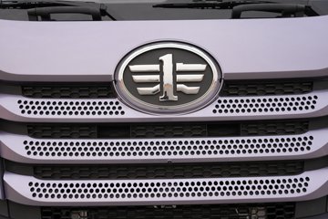 һ�����J6PRO 13.2L LNG 530���� 6X4 һ�����12�� AMT�Զ��� ǣ����ͼƬ