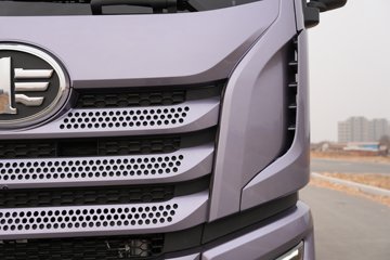 һ�����J6PRO 13.2L LNG 530���� 6X4 һ�����12�� AMT�Զ��� ǣ����ͼƬ