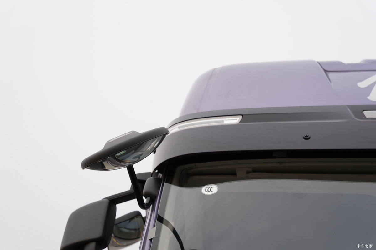 һ�����J6PRO 13.2L LNG 530���� 6X4 һ�����12�� AMT�Զ��� ǣ�������                                                