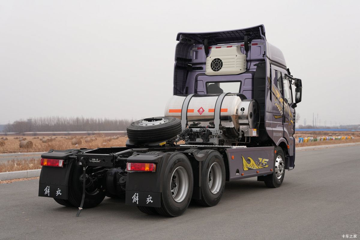 һ�����J6PRO 13.2L LNG 530���� 6X4 һ�����12�� AMT�Զ��� ǣ�������                                                