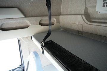 һ�����J6PRO 13.2L LNG 530���� 6X4 һ�����12�� AMT�Զ��� ǣ����ͼƬ