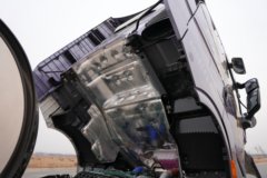 一汽解放J6PRO 13.2L LNG 530马力 6X4 一汽解放12档 AMT自动档 牵引车