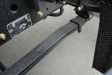 һ�����J6PRO 13.2L LNG 530���� 6X4 һ�����12�� AMT�Զ��� ǣ����ͼƬ