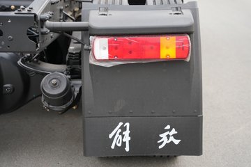 һ�����J6PRO 13.2L LNG 530���� 6X4 һ�����12�� AMT�Զ��� ǣ����ͼƬ