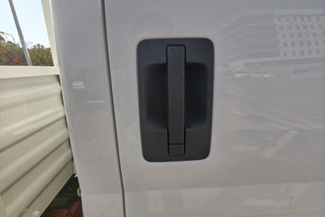 ���ǵ�T4 �Ƽ��� 3.7�׵��Ŵ��綯�����Ῠ ����62.4kWhͼƬ