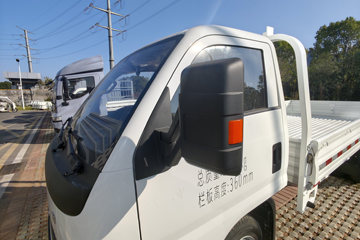 ���ǵ�T4 �Ƽ��� 3.7�׵��Ŵ��綯�����Ῠ ����62.4kWhͼƬ