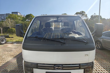 ���ǵ�T4 �Ƽ��� 3.7�׵��Ŵ��綯�����Ῠ ����62.4kWhͼƬ