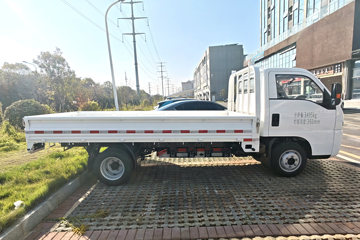 ���ǵ�T4 �Ƽ��� 3.7�׵��Ŵ��綯�����Ῠ ����62.4kWhͼƬ