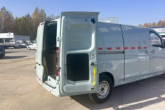 东风 睿立达V8E 2025款 2座 纯电动封闭货车 宁德时代41.86kWh