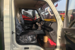 时代领航S1 1.5L CNG 129马力 5档 3.7米单排栏板小卡