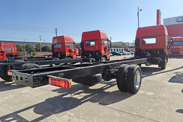 �ൺ��� JK6�п� 240���� 4X2 9.78����ʽ�ػ���ͼƬ