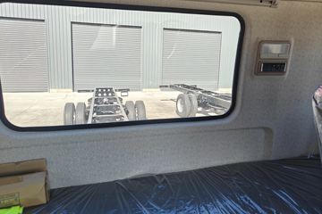 �ൺ��� JK6�п� 240���� 4X2 9.78����ʽ�ػ���ͼƬ