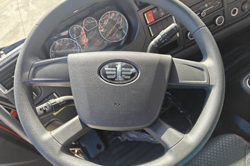 �ൺ��� JK6�п� 240���� 4X2 9.78����ʽ�ػ���ͼƬ