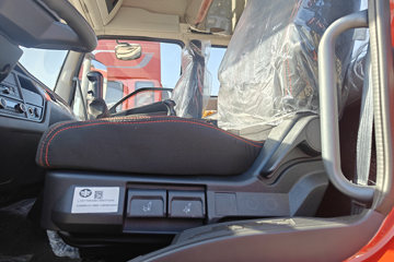 �ൺ��� JK6�п� 240���� 4X2 9.78����ʽ�ػ���ͼƬ