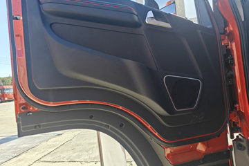 �ൺ��� JK6�п� 240���� 4X2 9.78����ʽ�ػ���ͼƬ