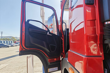 �ൺ��� JK6�п� 240���� 4X2 9.78����ʽ�ػ���ͼƬ