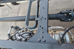 青岛解放 JK6中卡 240马力 4X2 9.78米厢式载货车