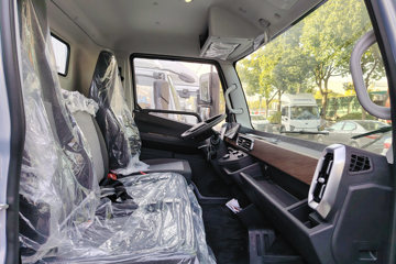 �������� ���� 4.5T 4.2�׵��Ŵ��綯�����Ῠ100.46kWhͼƬ