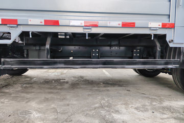 �������� ���� 4.5T 4.2�׵��Ŵ��綯�����Ῠ100.46kWhͼƬ