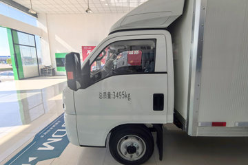 ���ǵ�T4 �Ƽ��� 3.7�׵��Ŵ��綯��ʽ�Ῠ ����62.36kWhͼƬ