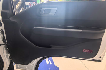 ���ǵ�T4 �Ƽ��� 3.7�׵��Ŵ��綯��ʽ�Ῠ ����62.36kWhͼƬ