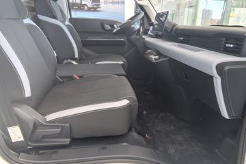 ���ǵ�T4 �Ƽ��� 3.7�׵��Ŵ��綯��ʽ�Ῠ ����62.36kWhͼƬ