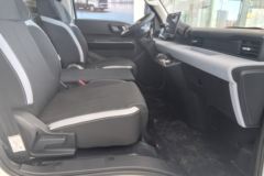 比亚迪T4 科技版 3.7米单排纯电动厢式轻卡 弗迪62.36kWh