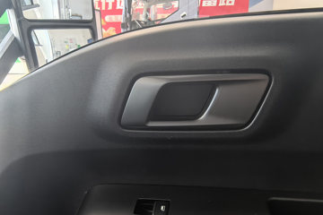 ���ǵ�T4 �Ƽ��� 3.7�׵��Ŵ��綯��ʽ�Ῠ ����62.36kWhͼƬ