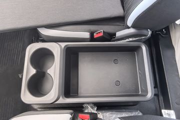 ���ǵ�T4 �Ƽ��� 3.7�׵��Ŵ��綯��ʽ�Ῠ ����62.36kWhͼƬ