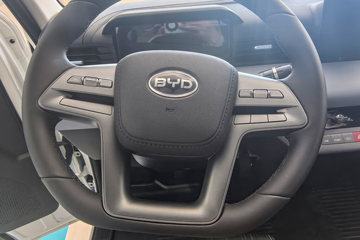 ���ǵ�T4 �Ƽ��� 3.7�׵��Ŵ��綯��ʽ�Ῠ ����62.36kWhͼƬ