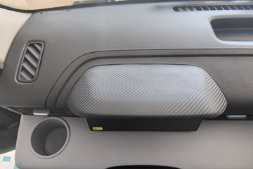 ���ǵ�T4 �Ƽ��� 3.7�׵��Ŵ��綯��ʽ�Ῠ ����62.36kWhͼƬ