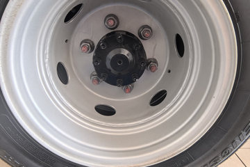 ���ǵ�T4 �Ƽ��� 3.7�׵��Ŵ��綯��ʽ�Ῠ ����62.36kWhͼƬ