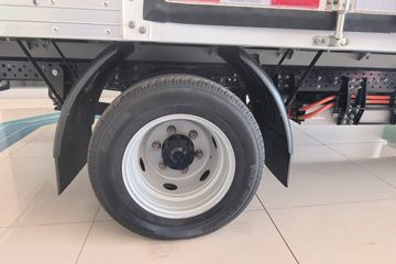 ���ǵ�T4 �Ƽ��� 3.7�׵��Ŵ��綯��ʽ�Ῠ ����62.36kWhͼƬ