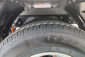 ���ǵ�T4 �Ƽ��� 3.7�׵��Ŵ��綯��ʽ�Ῠ ����62.36kWhͼƬ