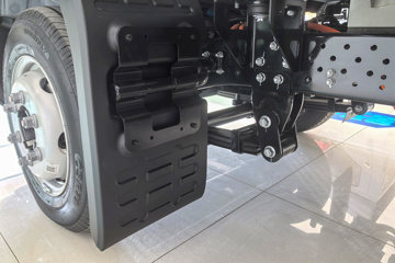 ���ǵ�T4 �Ƽ��� 3.7�׵��Ŵ��綯��ʽ�Ῠ ����62.36kWhͼƬ