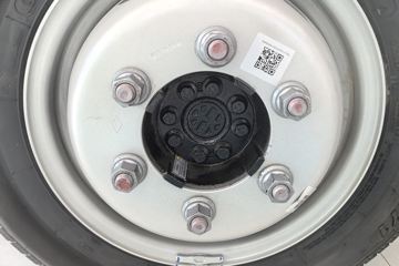 ���ǵ�T4 �Ƽ��� 3.7�׵��Ŵ��綯��ʽ�Ῠ ����62.36kWhͼƬ