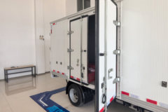 比亚迪T4 科技版 3.7米单排纯电动厢式轻卡 弗迪62.36kWh