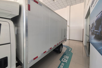 ���ǵ�T4 �Ƽ��� 3.7�׵��Ŵ��綯��ʽ�Ῠ ����62.36kWhͼƬ