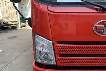 ��� ��VR 130���� 3.7�׵��Ų�դʽ�Ῠ(����)ͼƬ