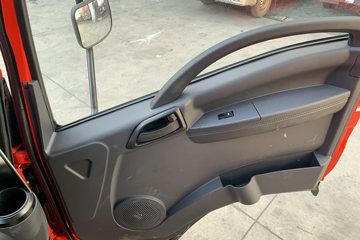 ��� ��VR 130���� 3.7�׵��Ų�դʽ�Ῠ(����)ͼƬ