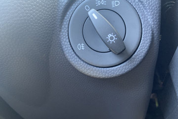 ��� ��VR 130���� 3.7�׵��Ų�դʽ�Ῠ(����)ͼƬ
