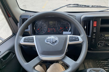 ��� ��VR 130���� 3.7�׵��Ų�դʽ�Ῠ(����)ͼƬ