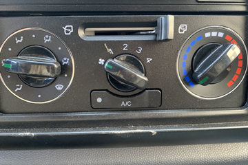 ��� ��VR 130���� 3.7�׵��Ų�դʽ�Ῠ(����)ͼƬ