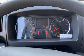 ��� ��VR 130���� 3.7�׵��Ų�դʽ�Ῠ(����)ͼƬ