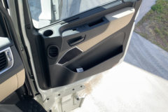 欧曼GTL星翼版 6X4 换电式纯电动牵引车 宁德时代600kWh